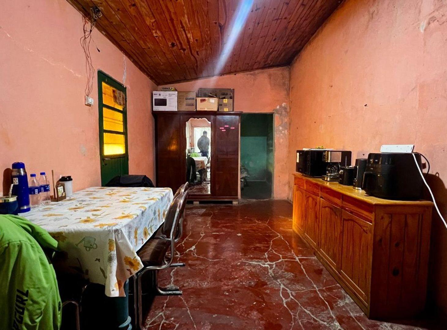 Foto de CASA 3 AMBIENTES VENTA EN BURZACO MAS DEPTO 3 AMB, imagen 4