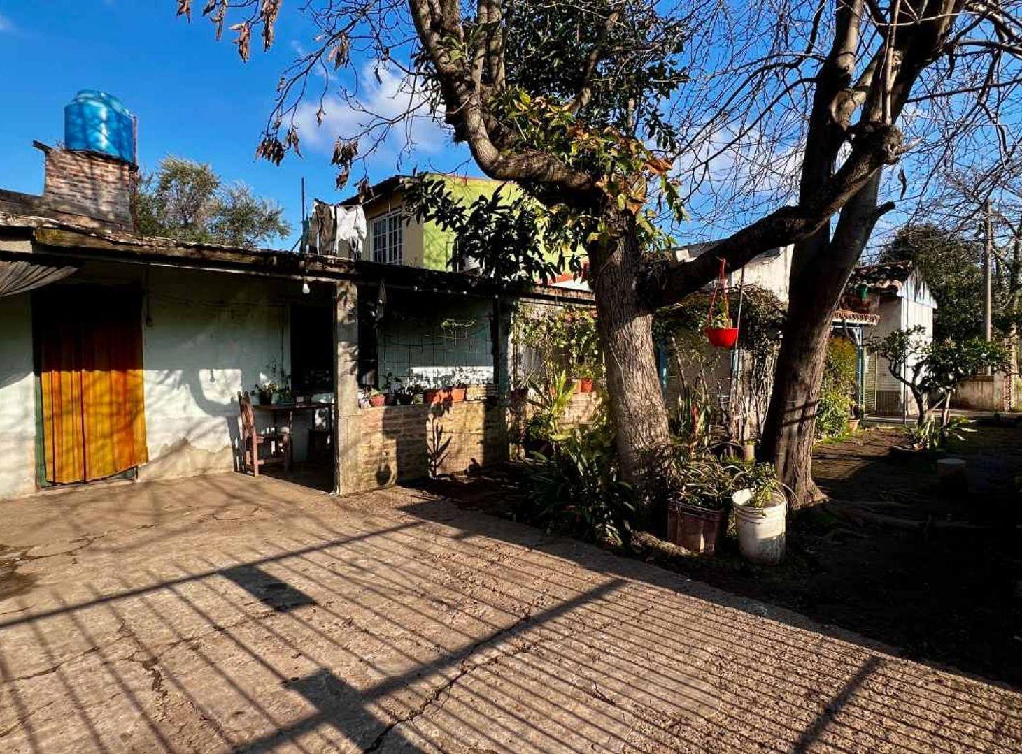 Foto de CASA 3 AMBIENTES VENTA EN BURZACO MAS DEPTO 3 AMB, imagen 3