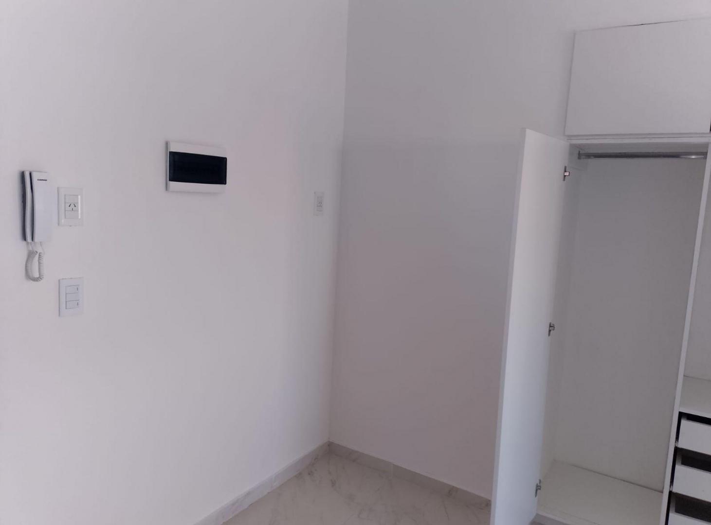 Foto de MONOAMBIENTE A ESTRENAR, 1° PISO ALQUILER LOMAS, imagen 1