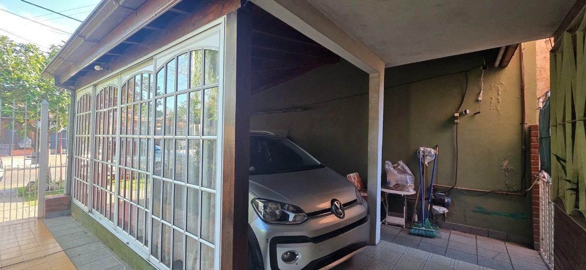 Foto de CASA Y DEPARTAMENTO TEMPERLEY VENTA GARAGE Y PATIO, imagen 1