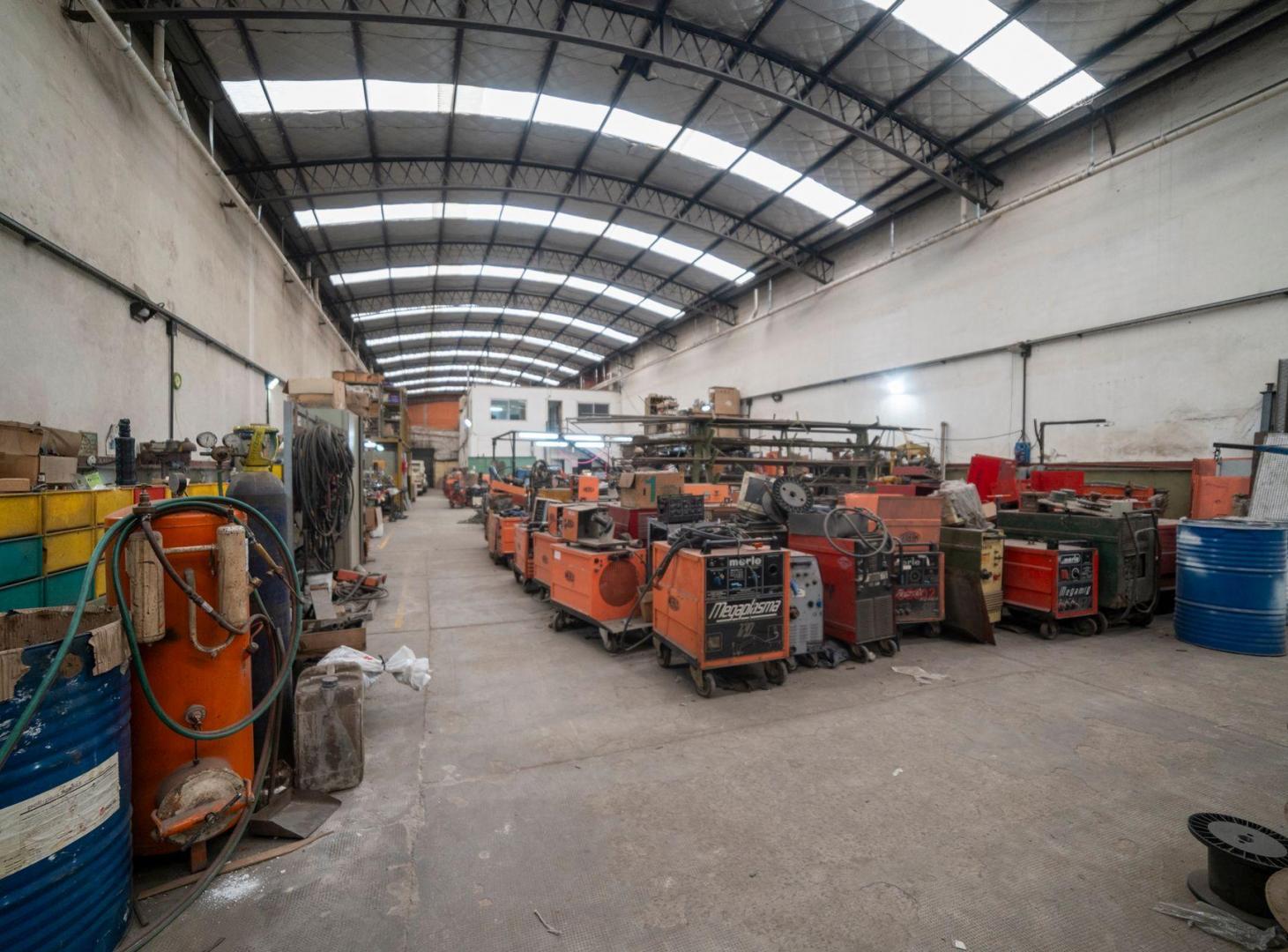 Foto de VENTA GALPON DEPOSITO de 961m2 AVELLANEDA PIÑEYRO, imagen 3