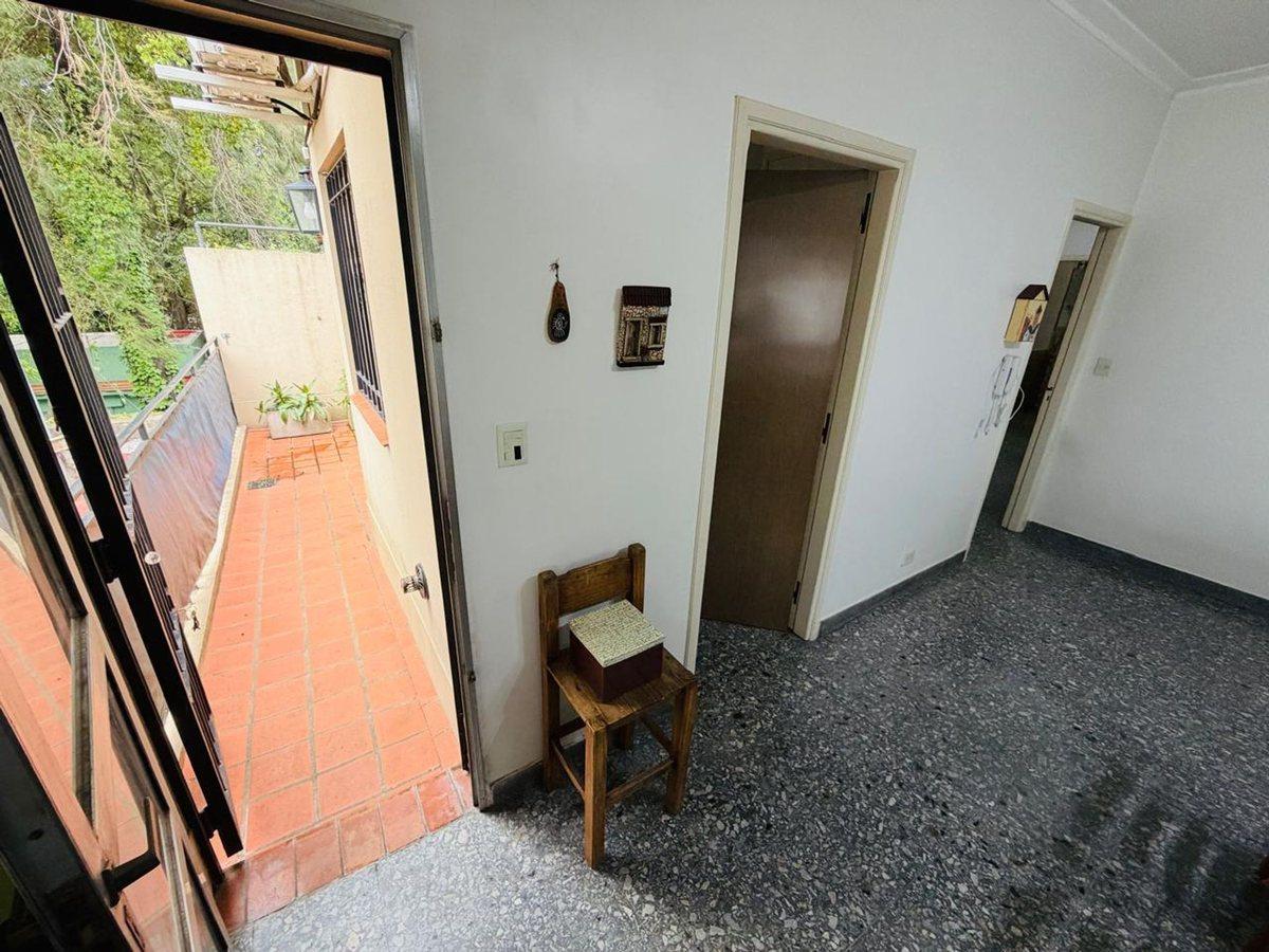 Foto de Departamento en PH venta 5 ambientes Temperley, imagen 3
