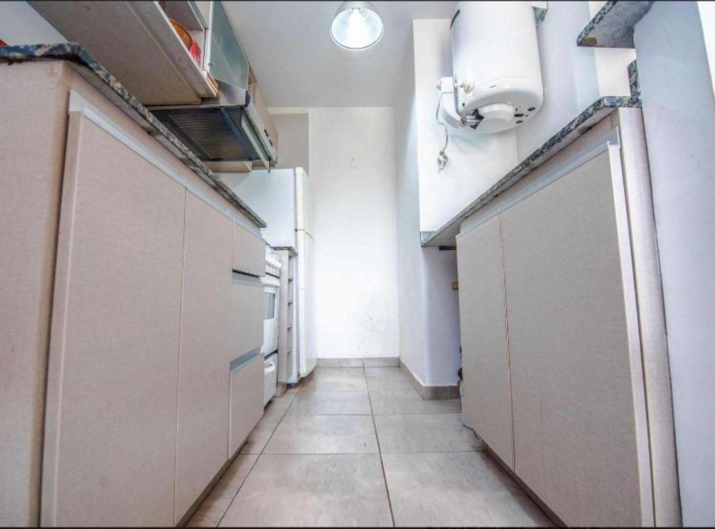 Foto de DEPARTAMENTO 2 AMBIENTES EN VENTA EN LOMAS, imagen 1