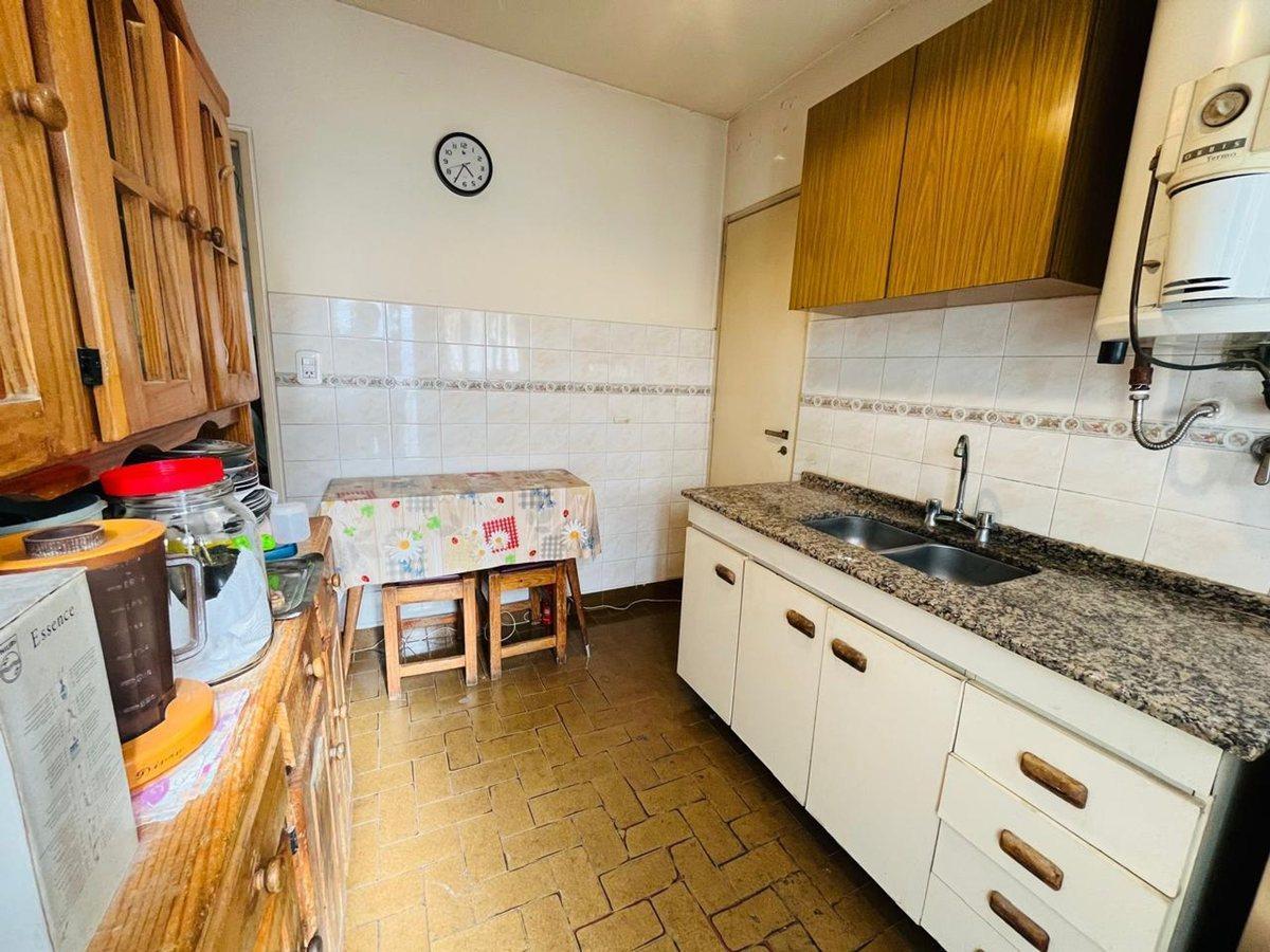 Foto de PH 3 AMBIENTES TIPO CASA VENTA AL FRENTE COCHERA, imagen 3