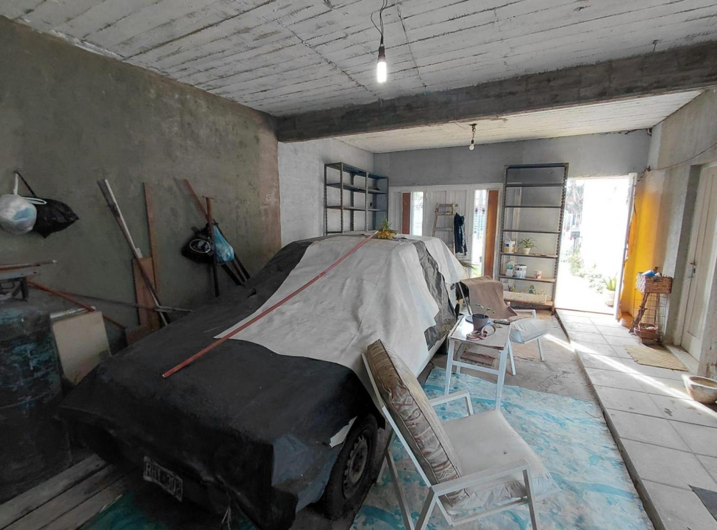 Foto de Venta casa 4 amb, en Lomas de Zamora + Local, imagen 3