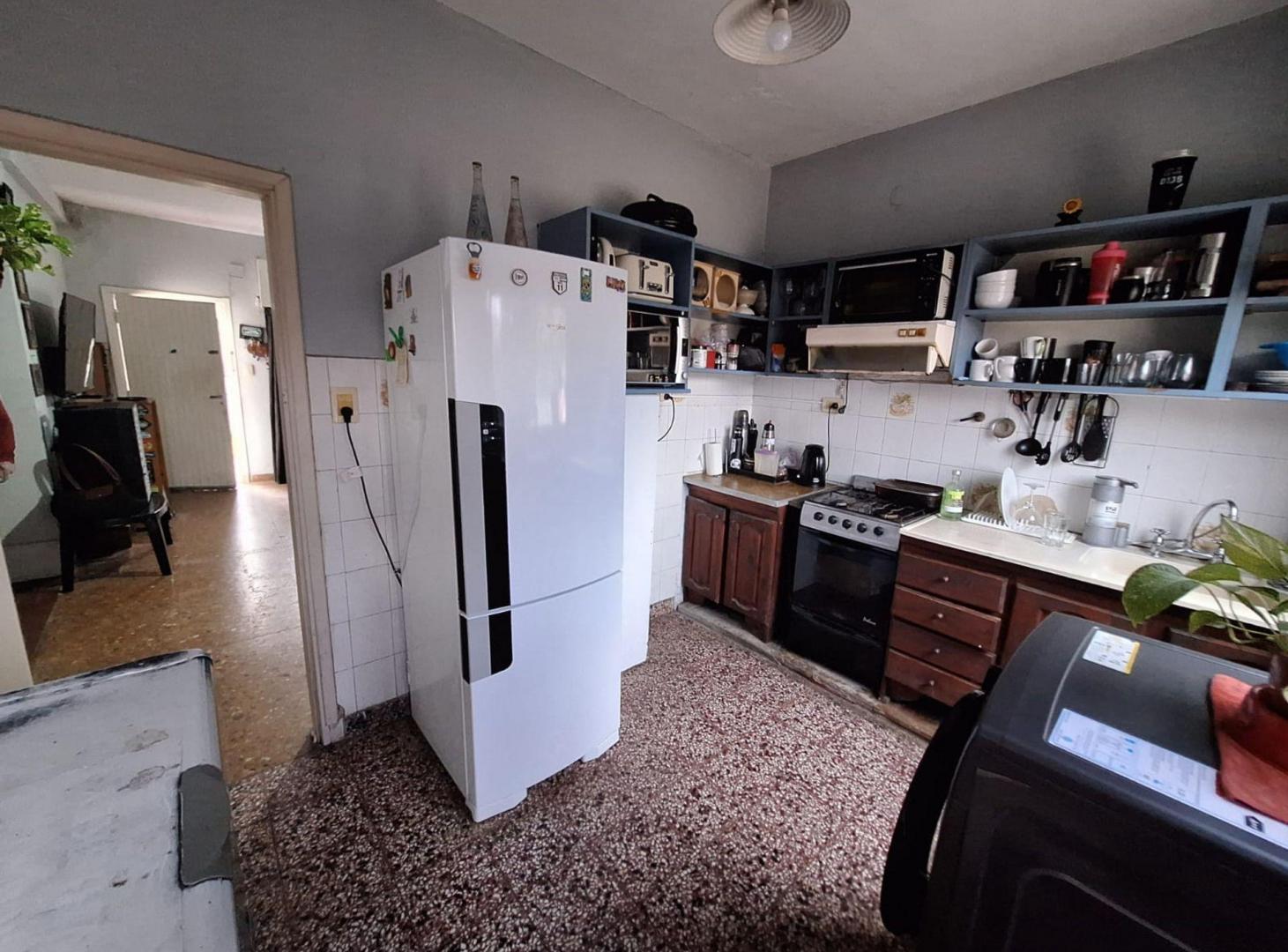 Foto de CASA 3 AMBIENTES VENTA CON JARDIN BANFIELD, imagen 2