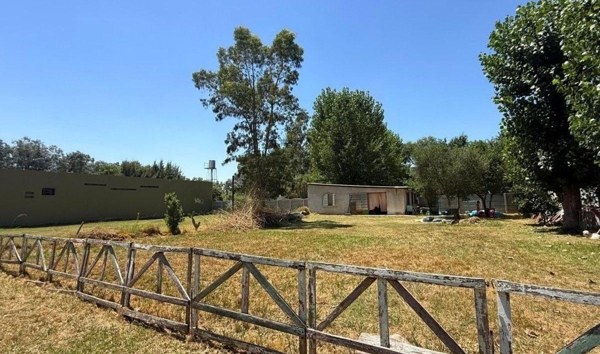 Foto de CASA BRANDSEN BARRIO LAS ACACIAS AMPLIO TERRENO, imagen 2
