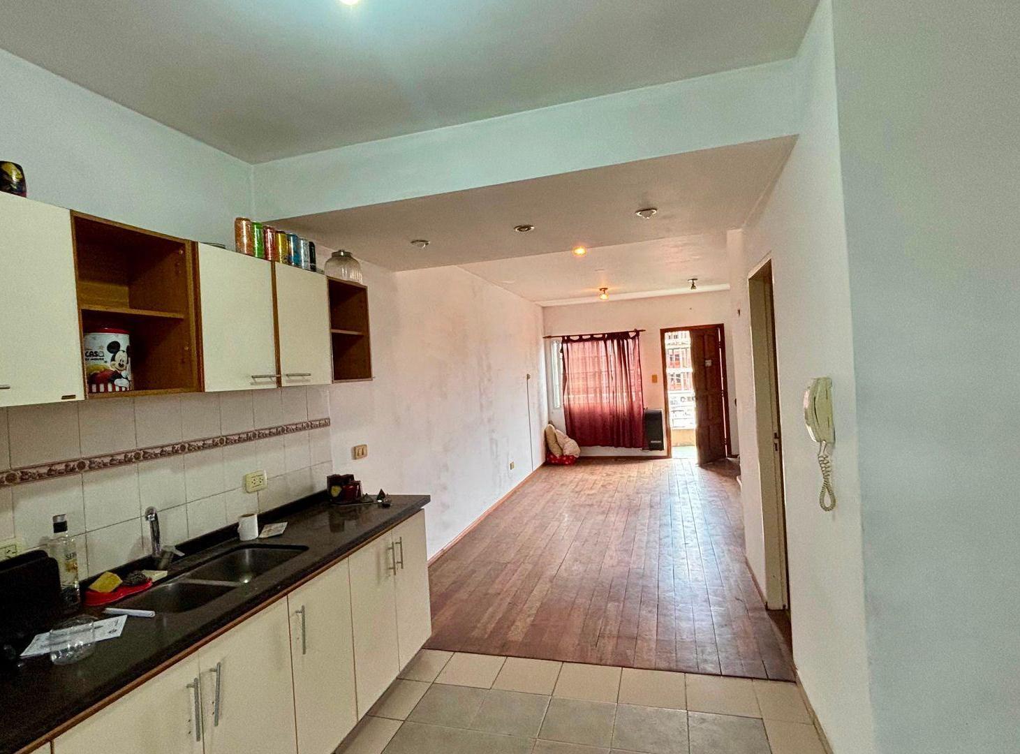 Foto de DEPARTAMENTO 3 AMBIENTES VENTA BERAZATEGUI, imagen 2