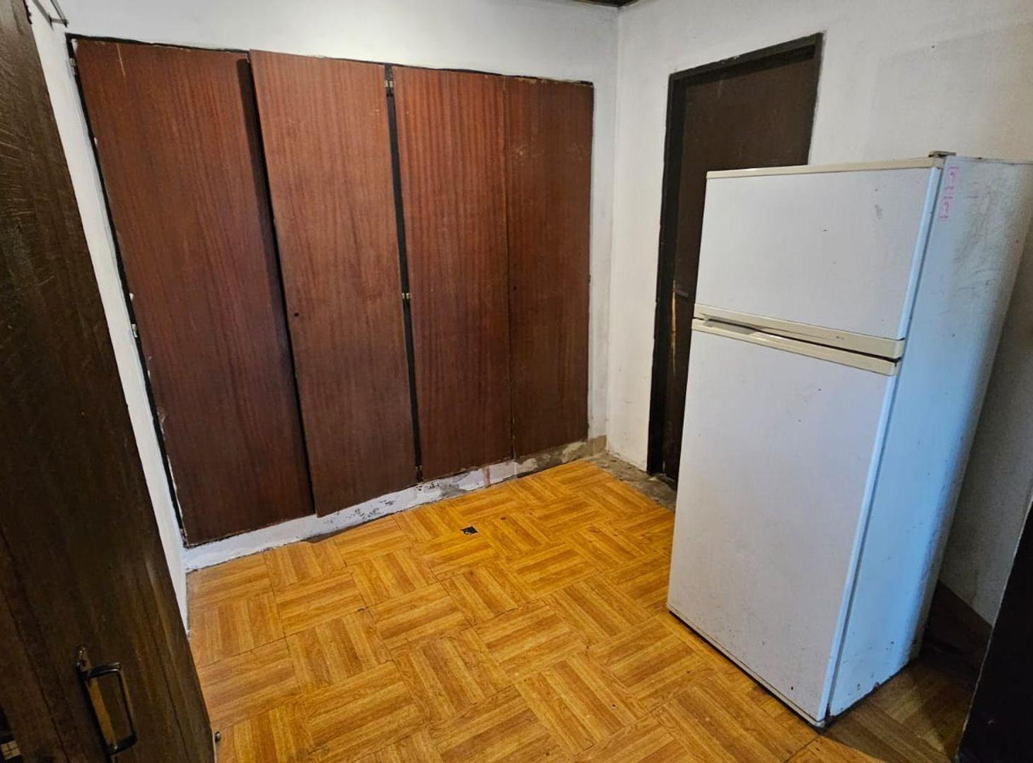 Foto de CASA VENTA 3 AMBIENTES MARMOL AMPLIO JARDIN, imagen 4