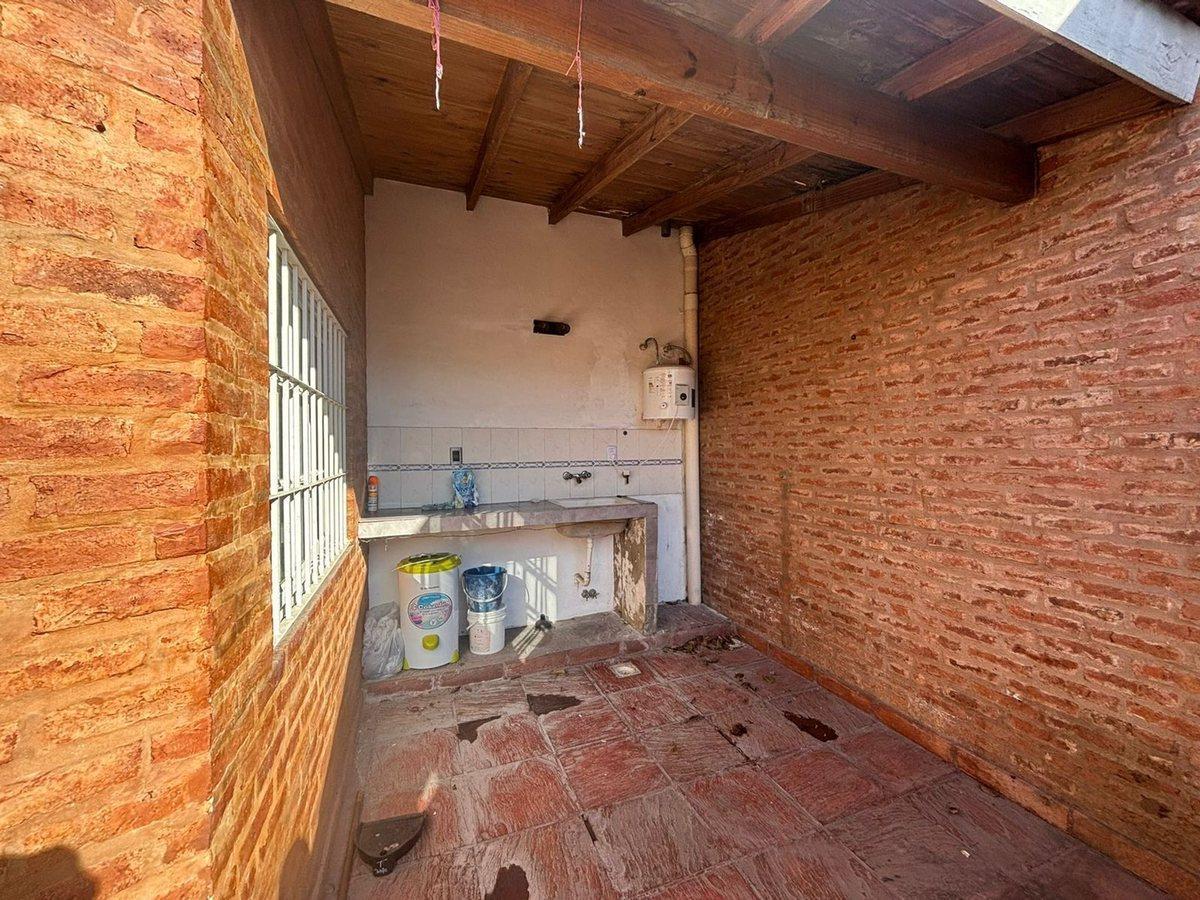 Foto de COMPLEJO 7 DEPARTAMENOS EN VENTA TRISTAN SUAREZ, imagen 3