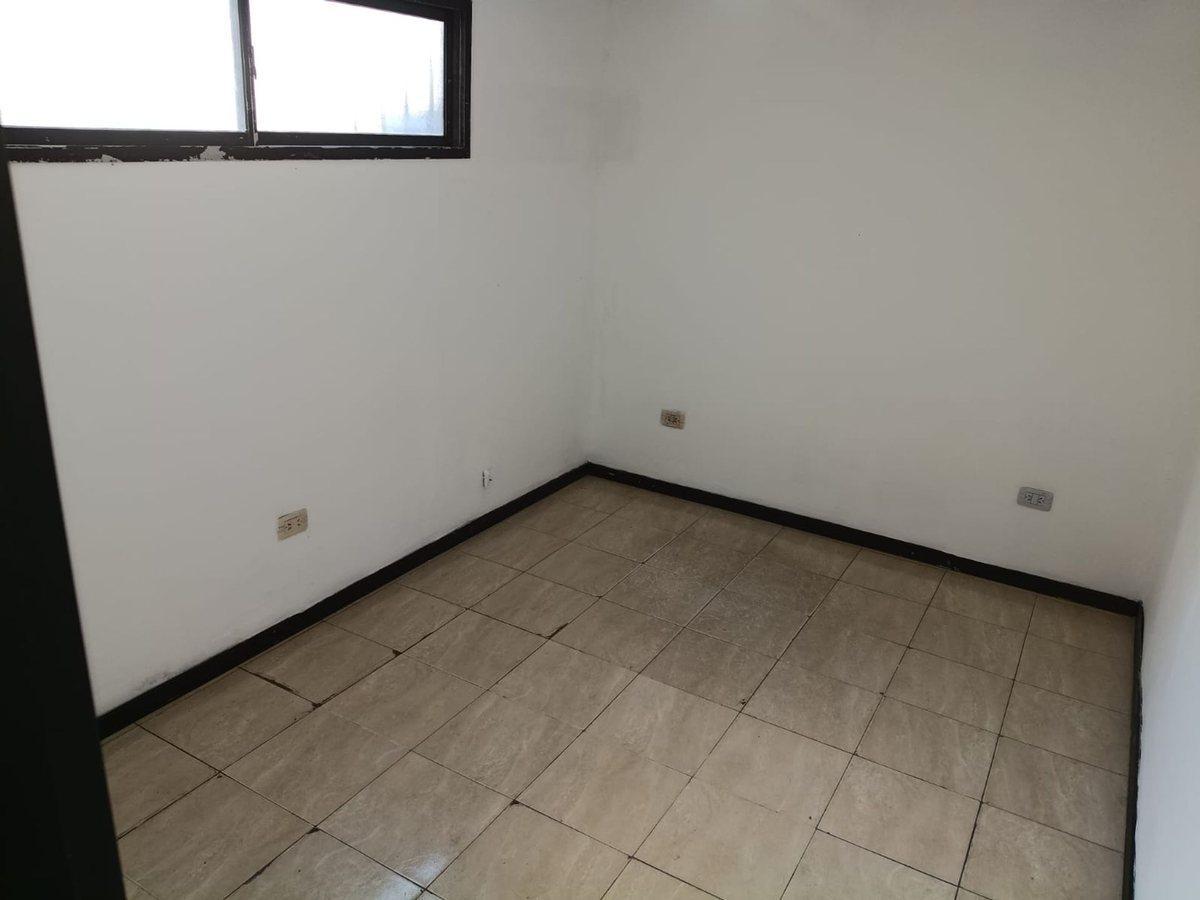 Foto de ALQUILER LOCAL CON DEPARTAMENTO EN LUIS GUILLON, imagen 4