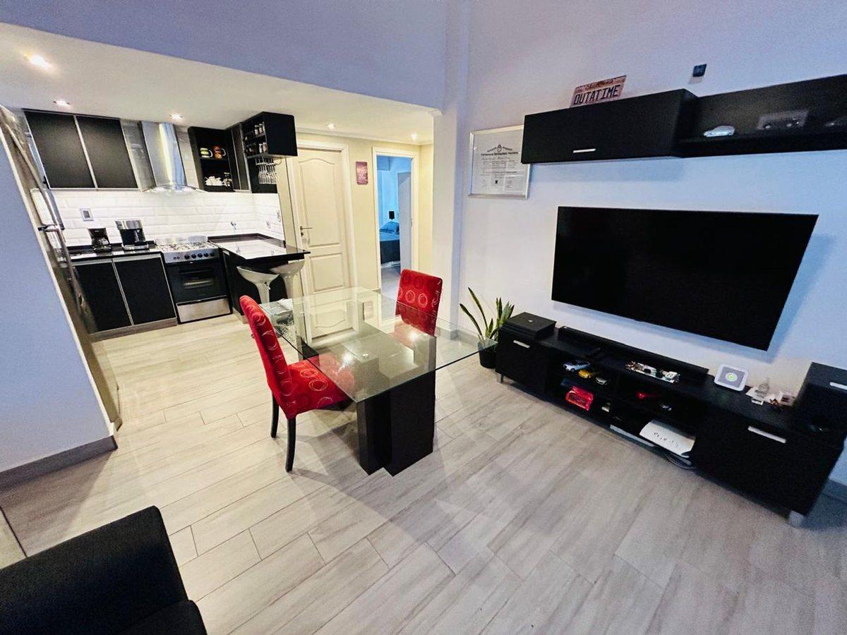 Foto de Casa 4 ambientes reciclada a nueva venta Banfield, imagen 5