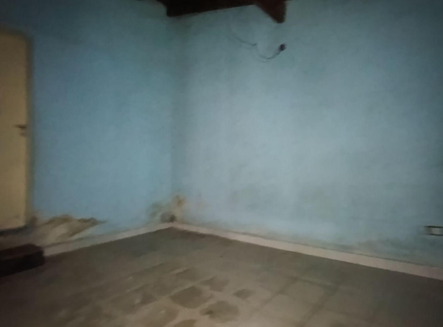 Foto de Venta casa 6 amb con local en Rafael Calzada, imagen 2