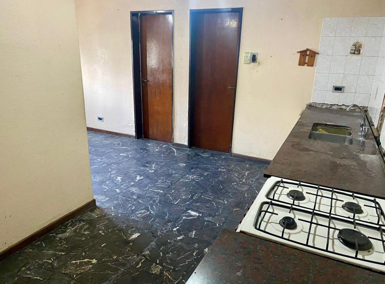 Foto de PH DOS AMBIENTES EN VENTA EN TEMPERLEY, imagen 3
