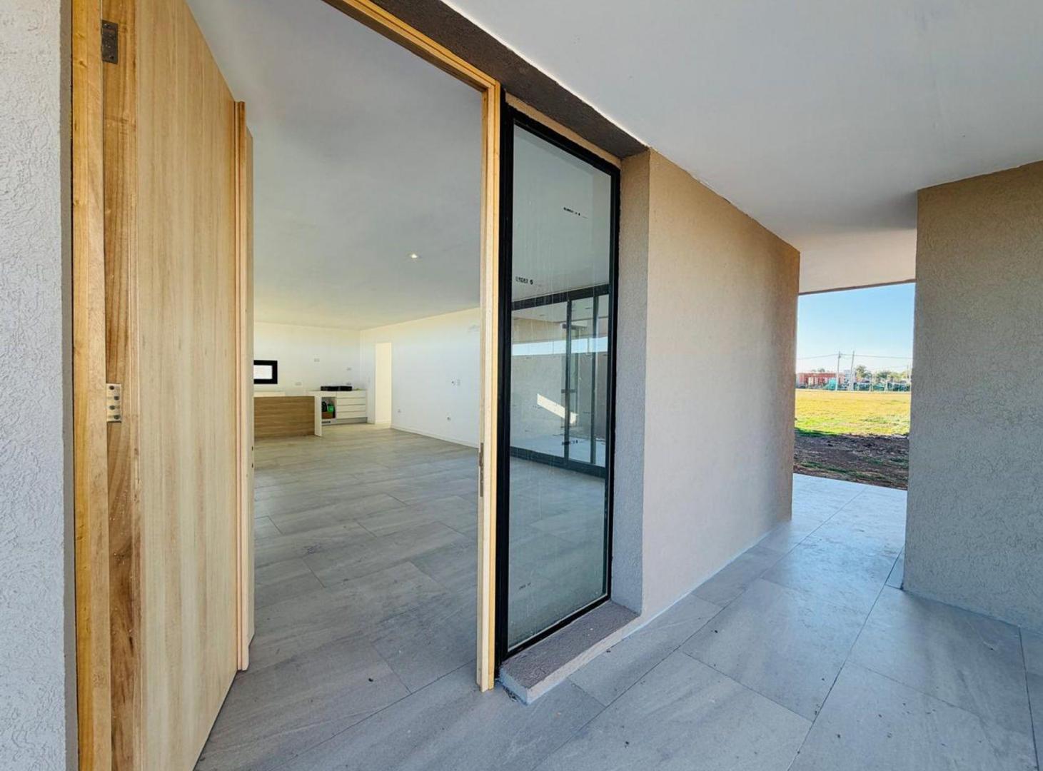 Foto de Casa a estrenar 4 ambientes Venta Fincas Joven, imagen 1