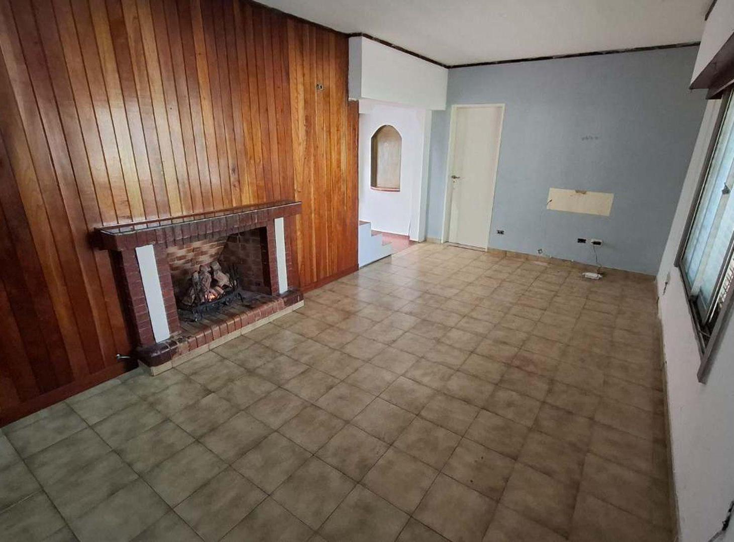 Foto de CASA 5 AMBIENTES VENTA LOMAS A REFACCIONAR, imagen 5