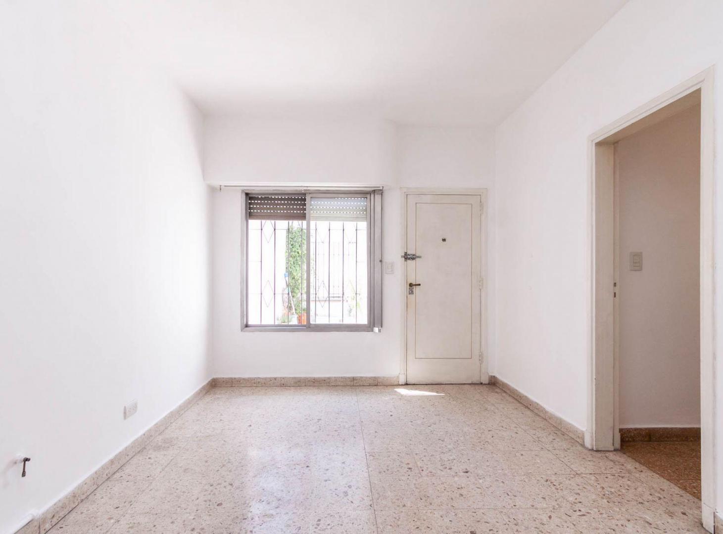 Foto de PH 4 AMBIENTES EN VENTA EN TEMPERLEY, imagen 4