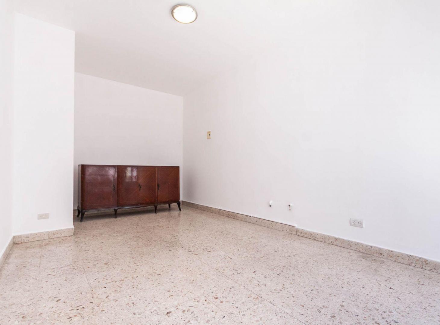 Foto de PH 4 AMBIENTES EN VENTA EN TEMPERLEY, imagen 5
