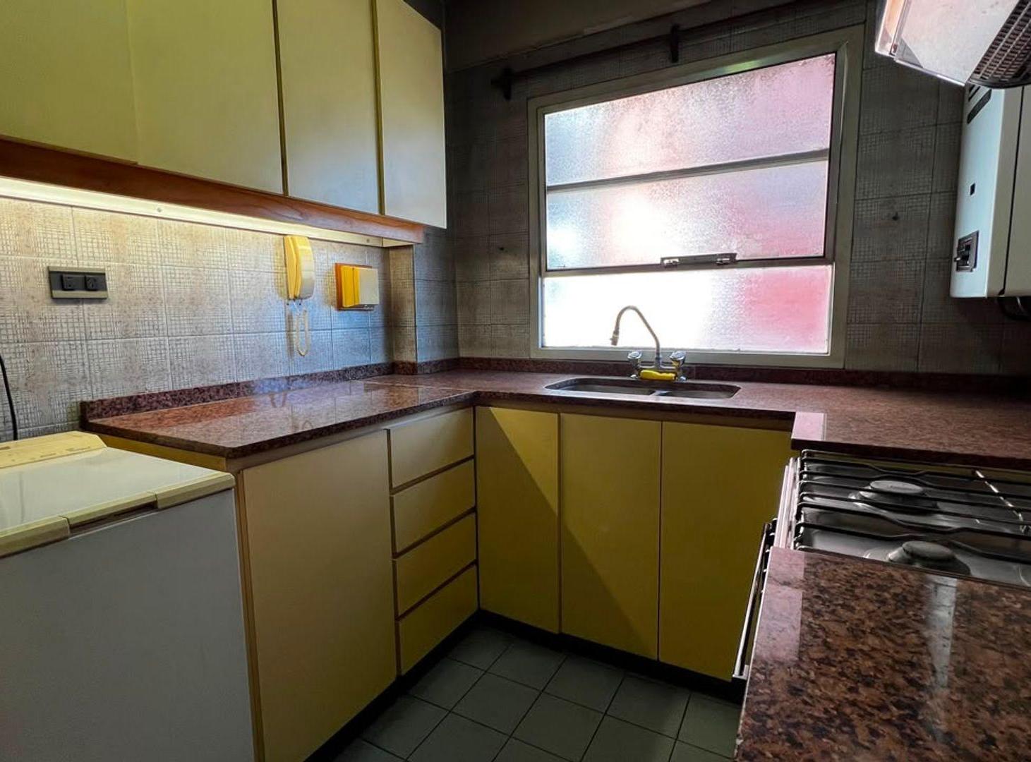 Foto de Dpto 3 ambientes en venta, Lomas de Zamora cochera, imagen 4