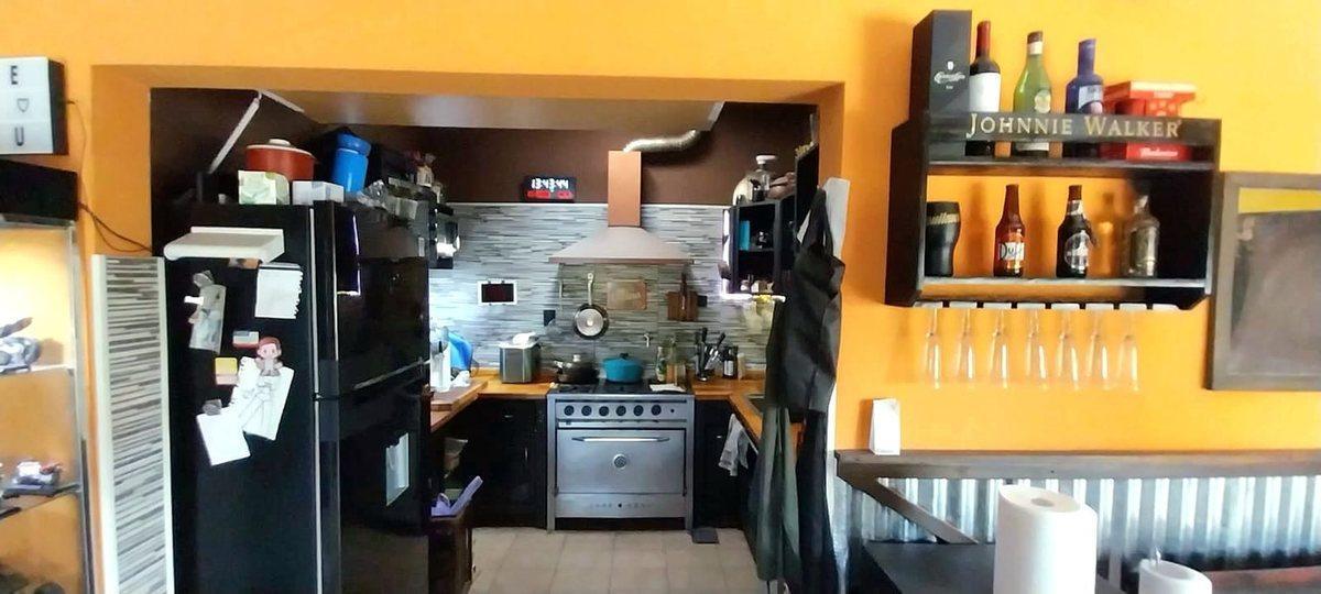 Foto de VENDE CASA Y LOCALES ,ESQUINA COMERCIAL ÚNICA, LDZ, imagen 2