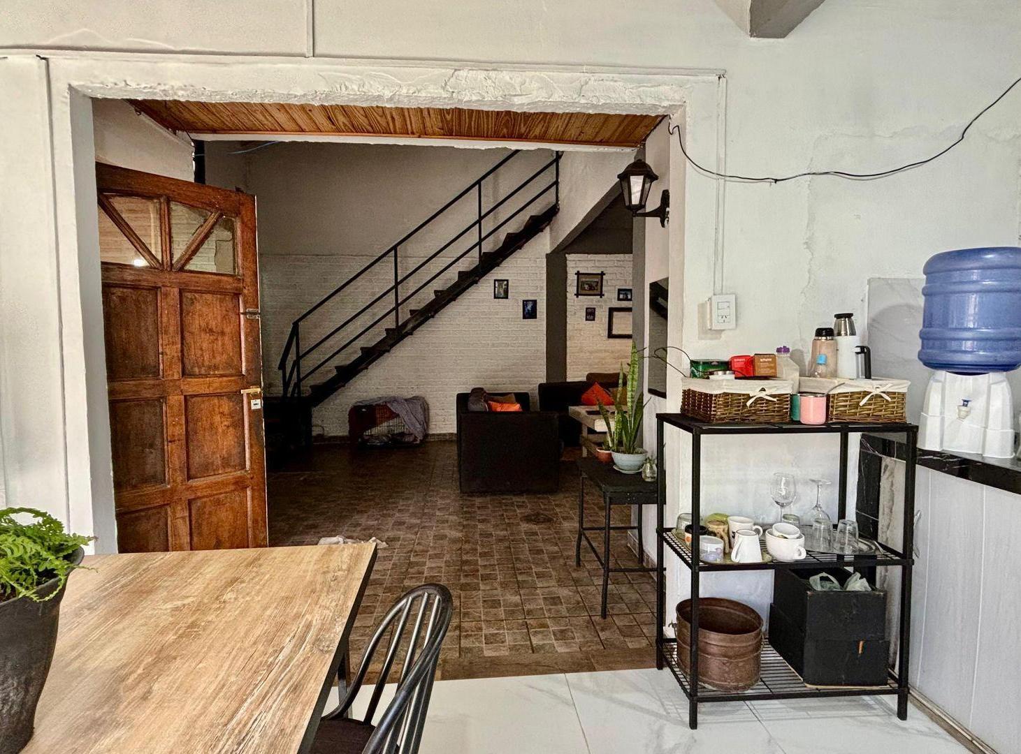 Foto de CASA EN VENTA 7 AMBIENTES BOSQUES FLORENCIO VARELA, imagen 1