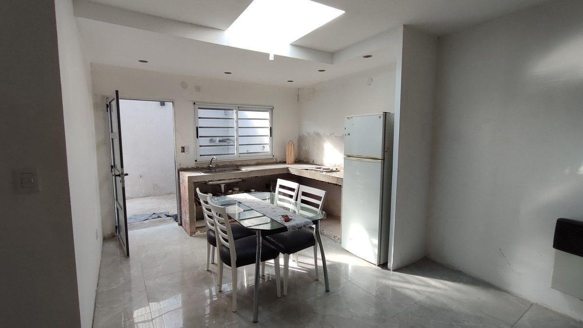 Foto de CASA MAS DEPOSITO MAS 2 DEPARTAMENTOS VENTA LOMAS, imagen 3