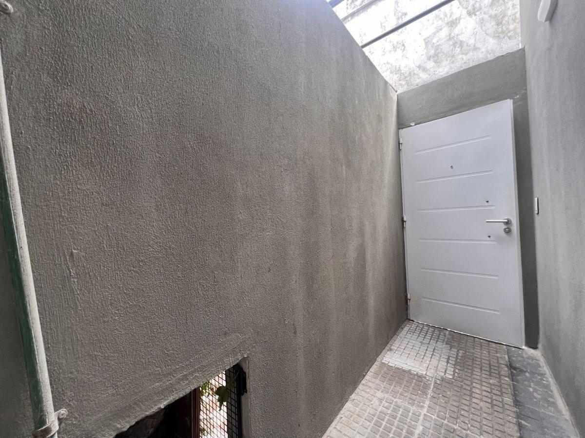 Foto de PH TRES AMBIENTES EN VENTA EN LANUS APTO CREDITO, imagen 1