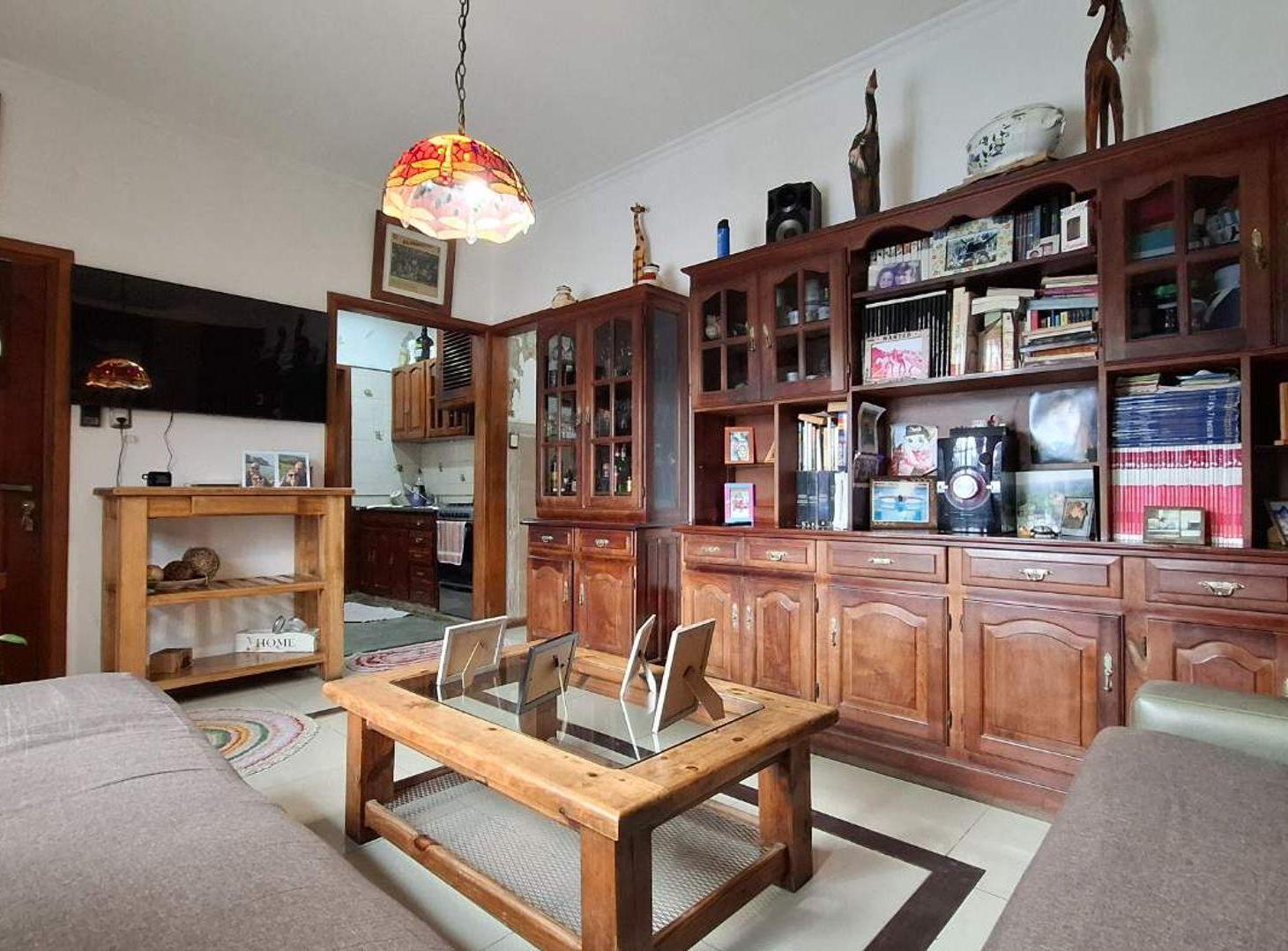 Foto de CASA 4 AMBIENTES VENTA GLEW CON PILETA LOTE 580 M, imagen 2