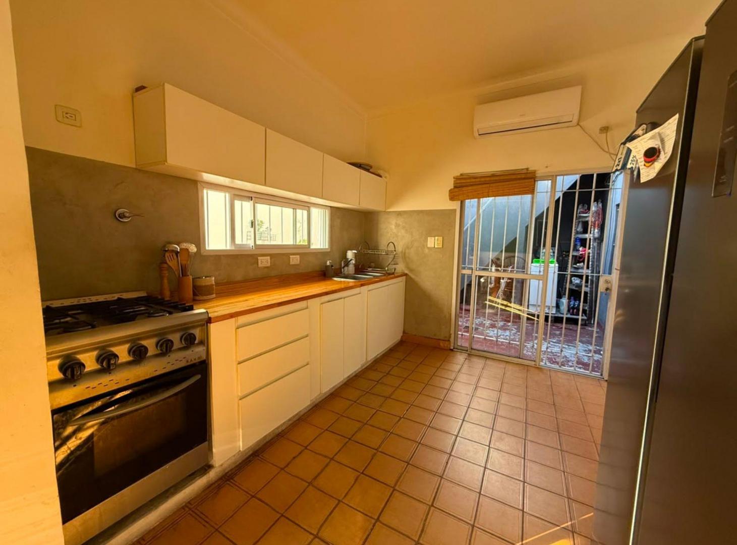 Foto de PH 4 AMBIENTES EN VENTA CON TERRAZA Y COCHERA, imagen 2