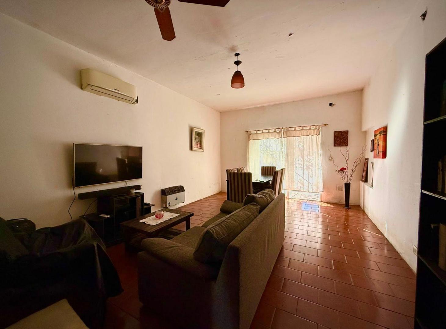 Foto de casa multifamiliar en venta Lomas de Zamora, imagen 2