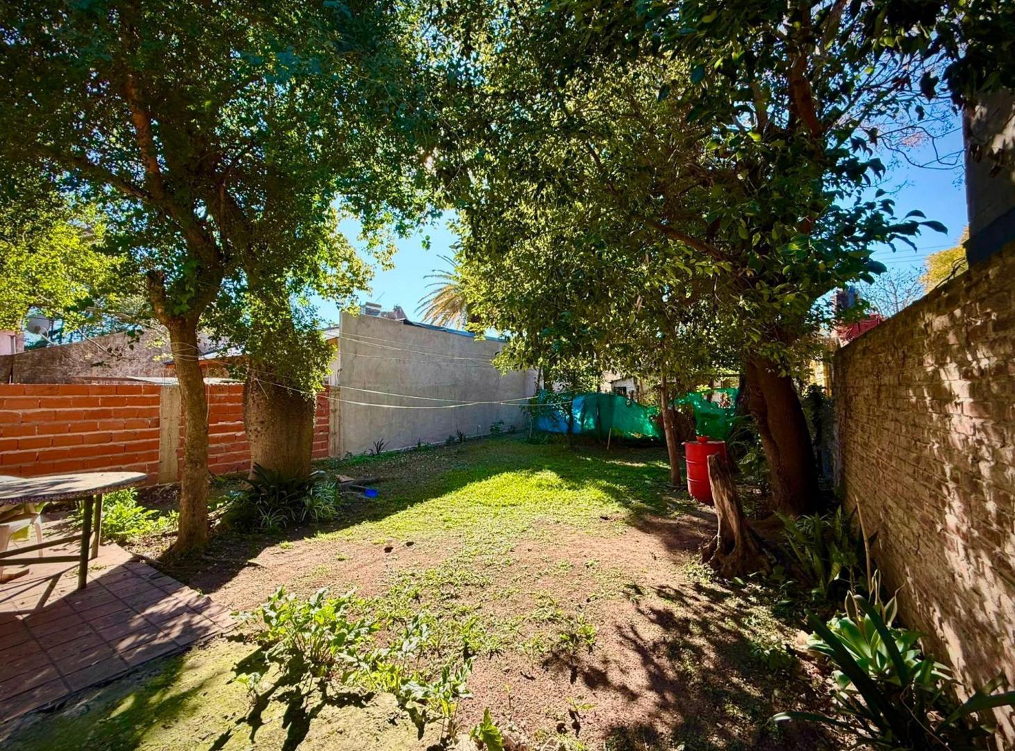 Foto de casa multifamiliar en venta Lomas de Zamora, imagen 1