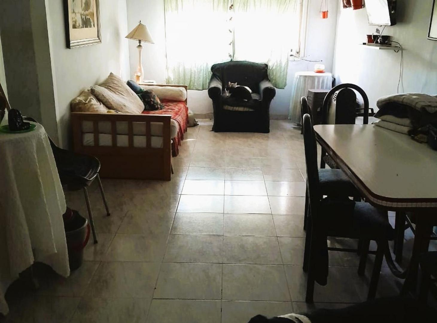 Foto de DEPARTAMENTO 4 AMBIENTES VENTA EN CLAYPOLE, imagen 2