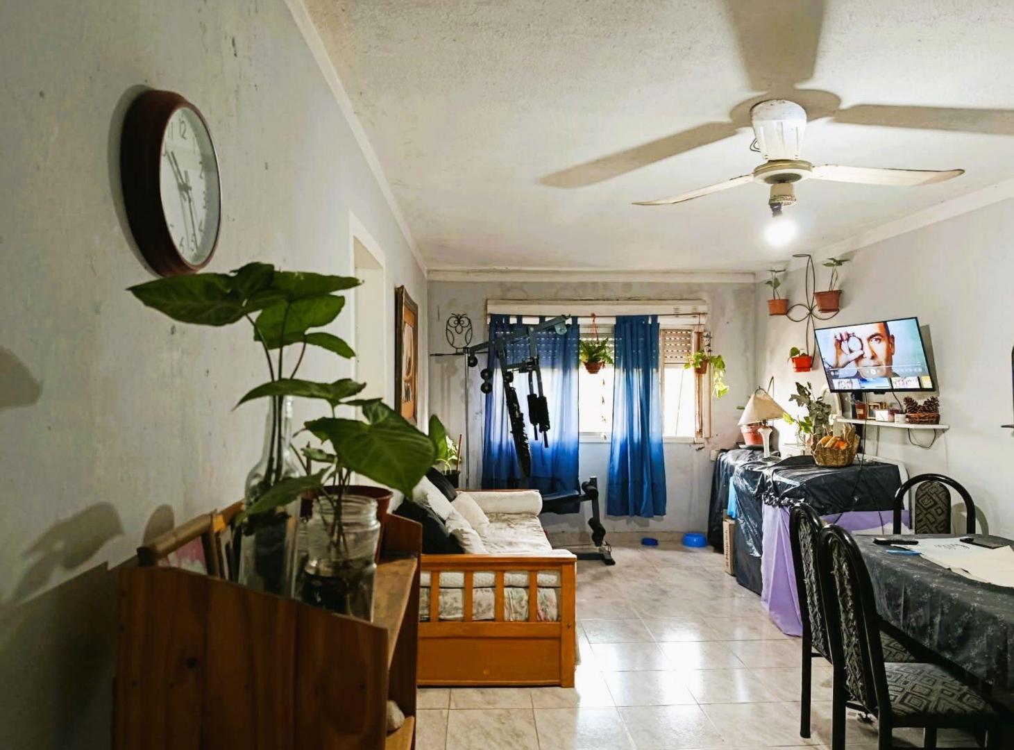 Foto de DEPARTAMENTO 4 AMBIENTES VENTA EN CLAYPOLE, imagen 1