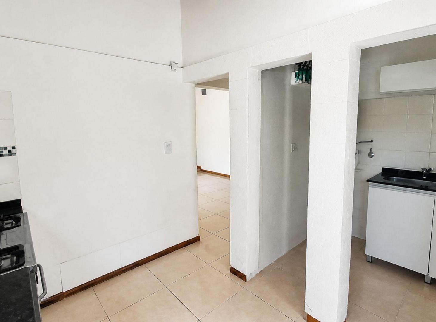 Foto de CASA 4 AMBIENTES EN VENTA PILETA SAN VICENTE, imagen 1