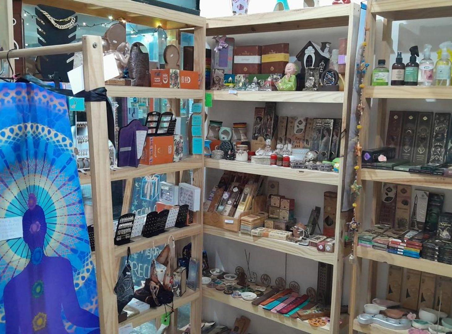 Foto de LOCAL COMERCIAL EN VENTA GALERIA LOMAS DE ZAMORA, imagen 3