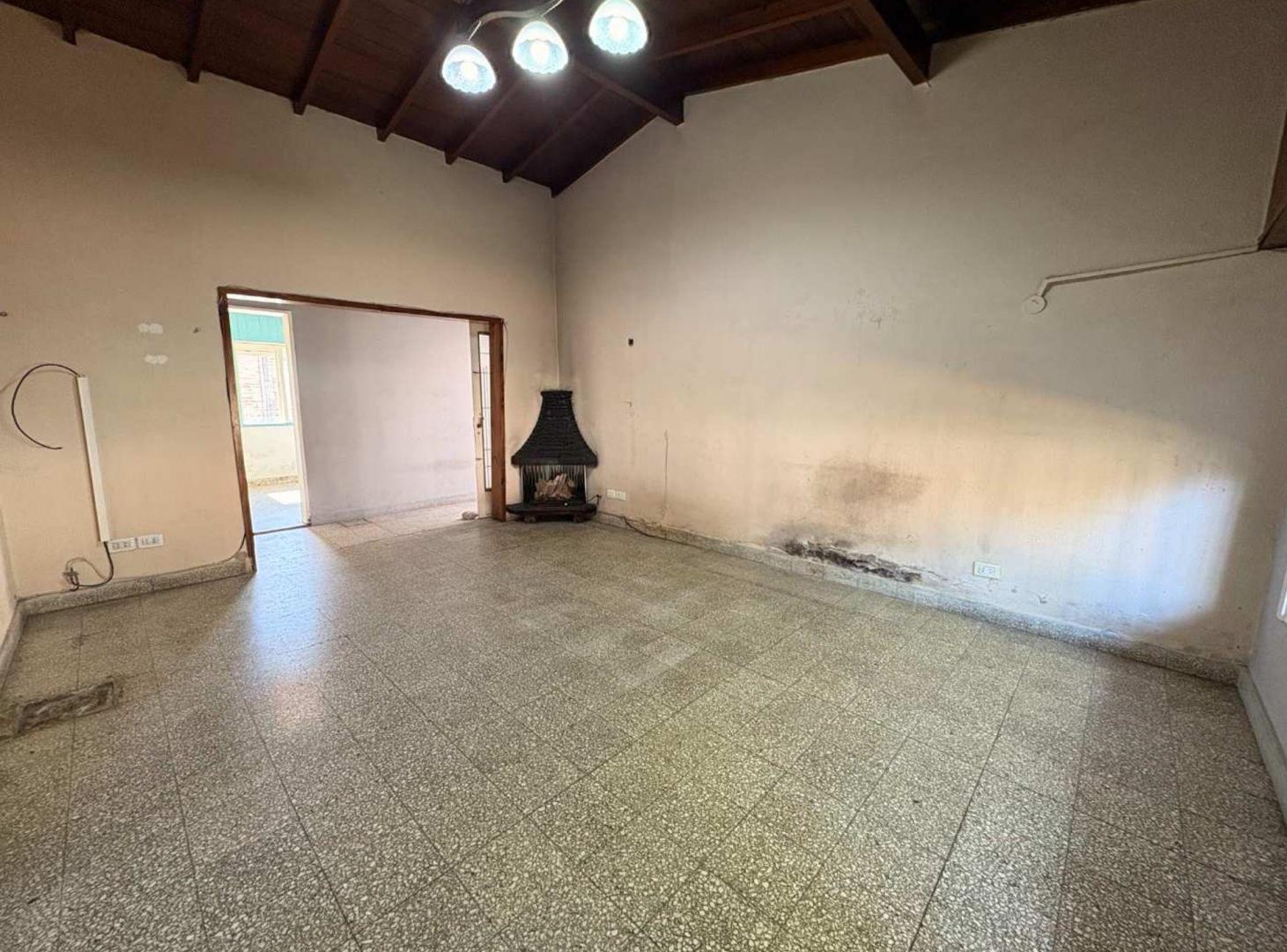 Foto de CASA 3 AMBIENTES EN VENTA LOMAS DE ZAMORA, imagen 4