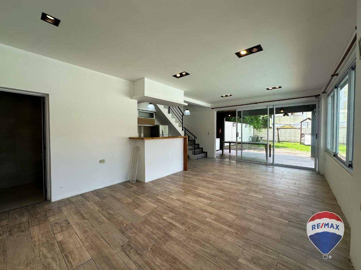 Foto de CASA 4 AMBIENTES VENTA GARAGE PILETA. OFERTAS¡¡¡, imagen 3
