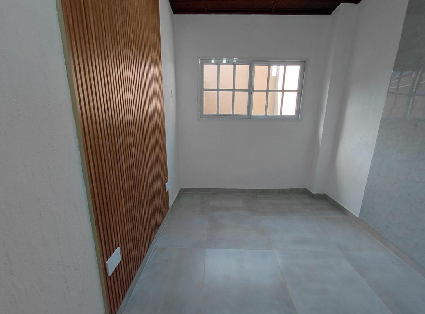 Foto de PH 2 ambientes en venta en Llavallol con Jardin, imagen 1