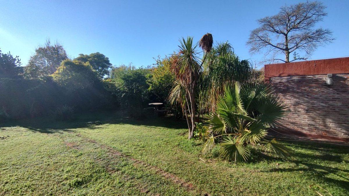 Foto de CASA 5 AMBIENTES EN VENTA ADROGUE PILETA Y PARQUE, imagen 3