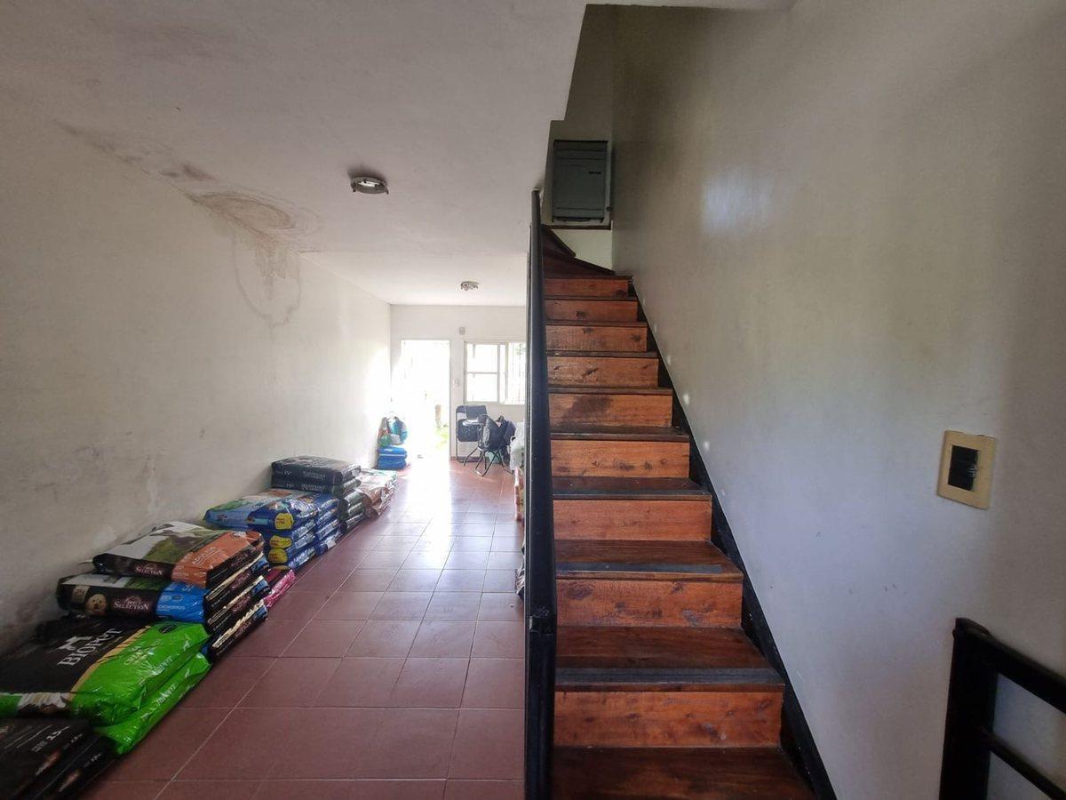 Foto de CASA 3AMBIENTES SANTA ANA GLEW DUPLEX APTA CREDITO, imagen 2