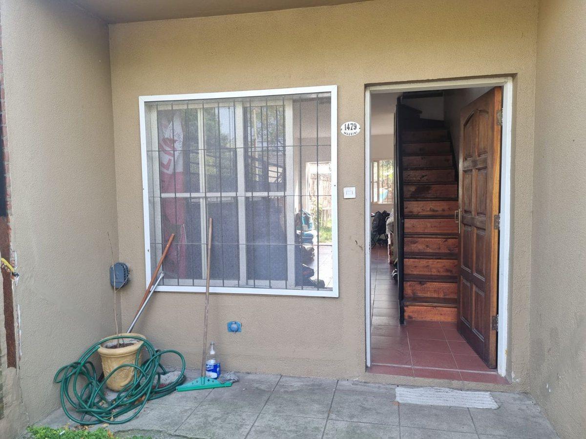 Foto de CASA 3AMBIENTES SANTA ANA GLEW DUPLEX APTA CREDITO, imagen 3