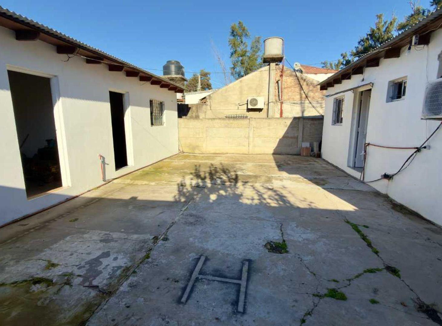 Foto de CASA + 2 DEPARTAMENTOS en BLOCK VENTA SAN VICENTE, imagen 2