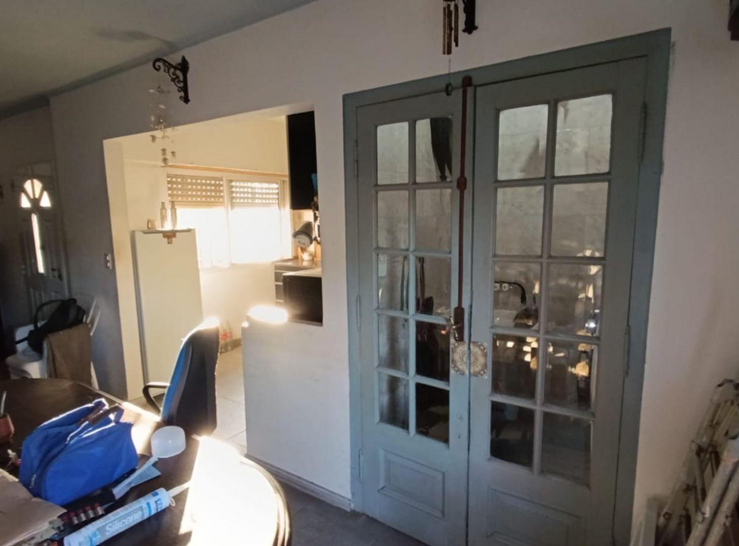 Foto de 2 CASAS EN UN MISMO LOTE, PILETA Y GRAN PARQUE, imagen 4