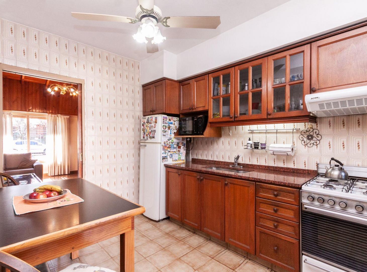 Foto de CASA 5 AMBIENTES CON SEGUNDA VIVIENDA Y QUINCHO, imagen 1