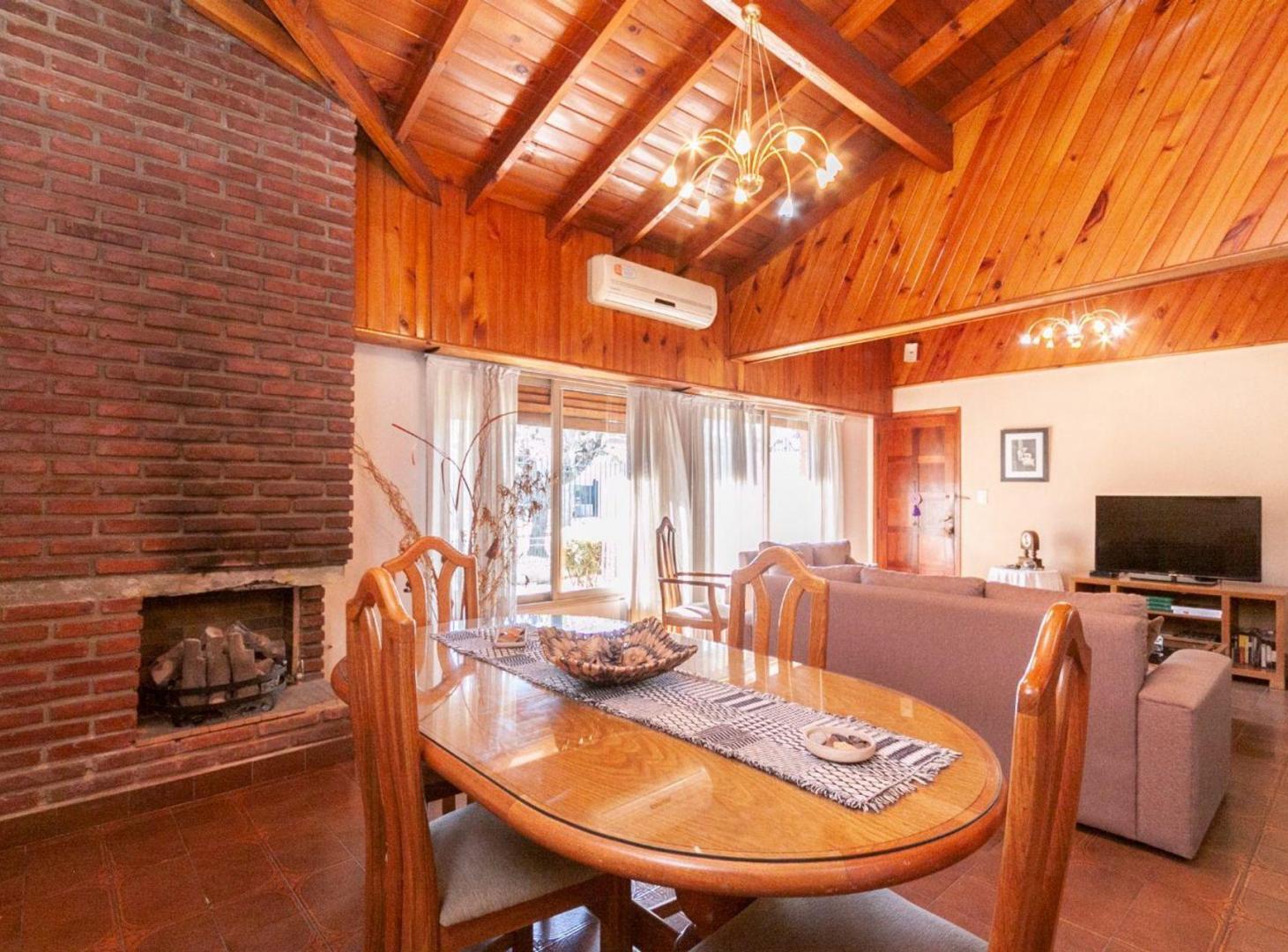 Foto de CASA 5 AMBIENTES CON SEGUNDA VIVIENDA Y QUINCHO, imagen 4