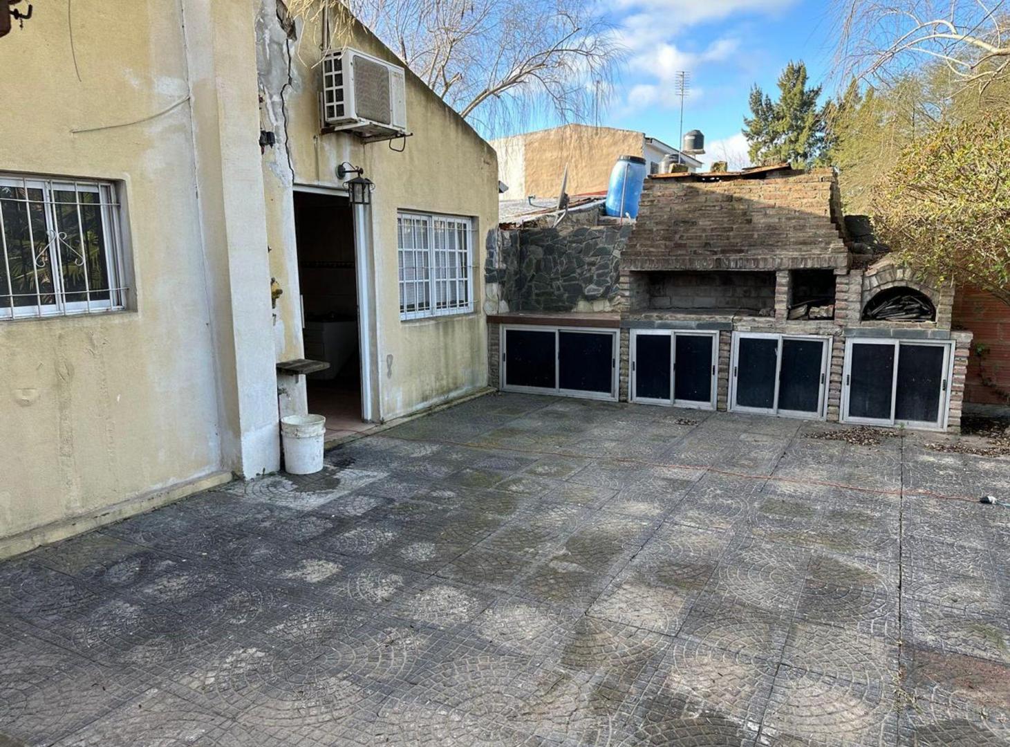 Foto de VENTA CASA 3 AMBIENTES, A RECICLAR EN GUERNICA, imagen 1