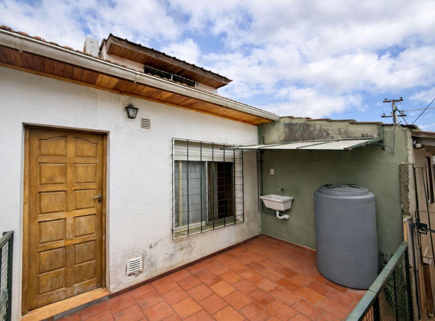 Foto de PH 2 AMBIENTES EN VENTA QUILMES TIPO LOFT, imagen 3
