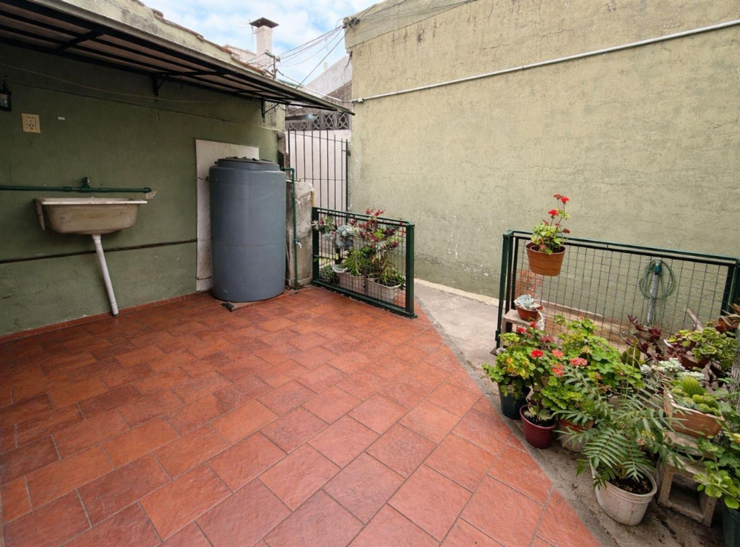 Foto de PH 2 AMBIENTES EN VENTA QUILMES TIPO LOFT, imagen 2