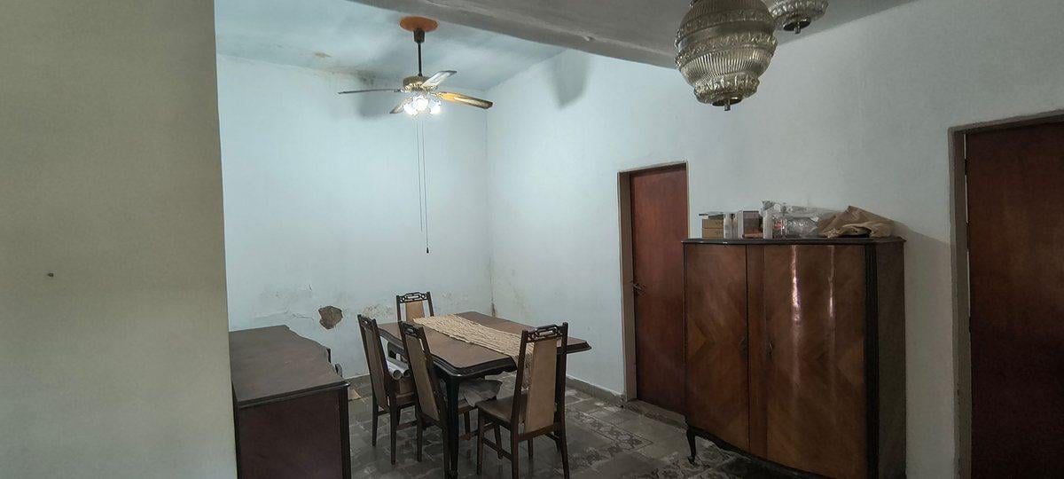 Foto de VENTA CASA 3 AMB A REFACCIONAR TEMPERLEY, imagen 3