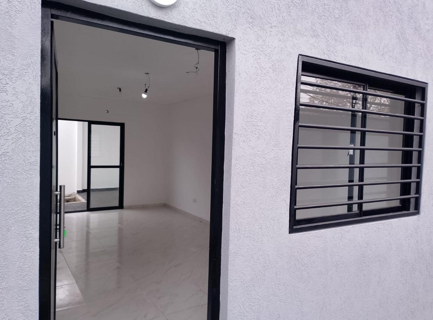 Foto de MONOAMBIENTE A ESTRENAR CON PATIO, LOMAS DE ZAMORA, imagen 3
